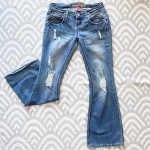 ALMOST FAMOUS Juniors’ Low Rise Distressed Flare Leg Blue Denim Jeans 7